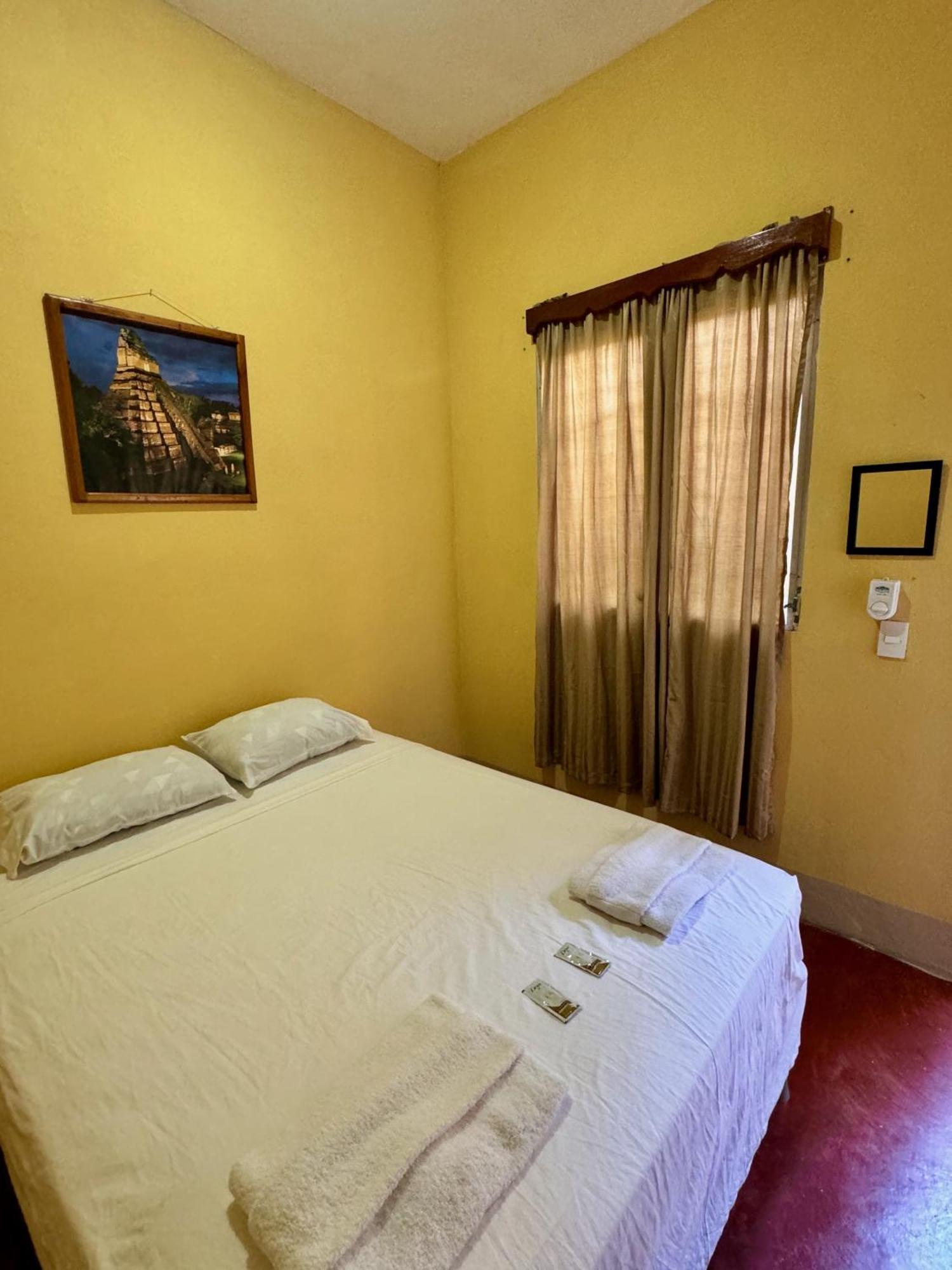 Hostal Los Girasoles By Hostal Inn Flores Exterior foto